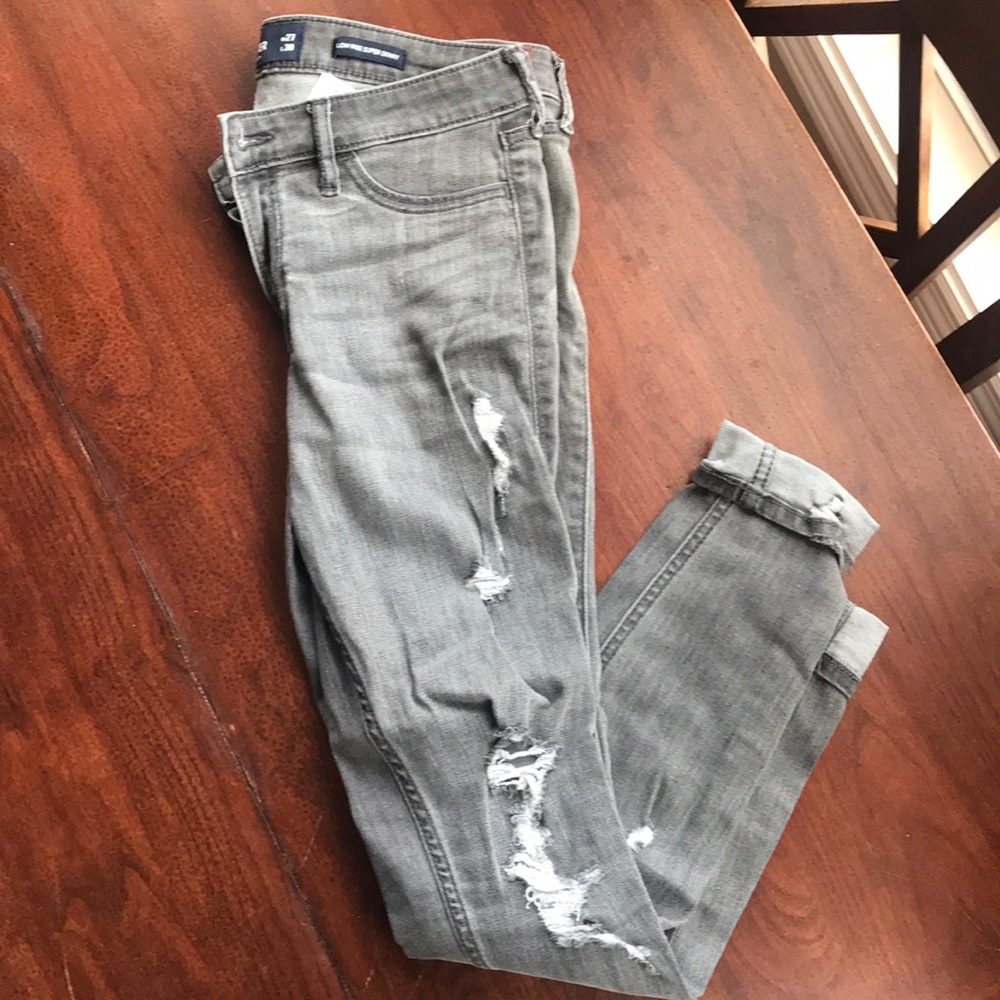 Hollister distressed jeans
